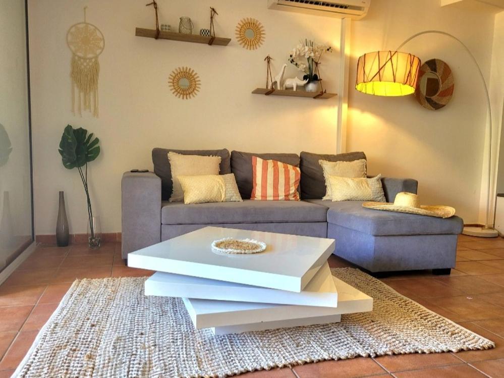 Appartement Edenoa/Vue Mer/ Plage/Piscine Le Gosier  Bagian luar foto